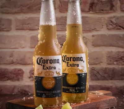 Cuánto de alcohol tiene la cerveza Corona